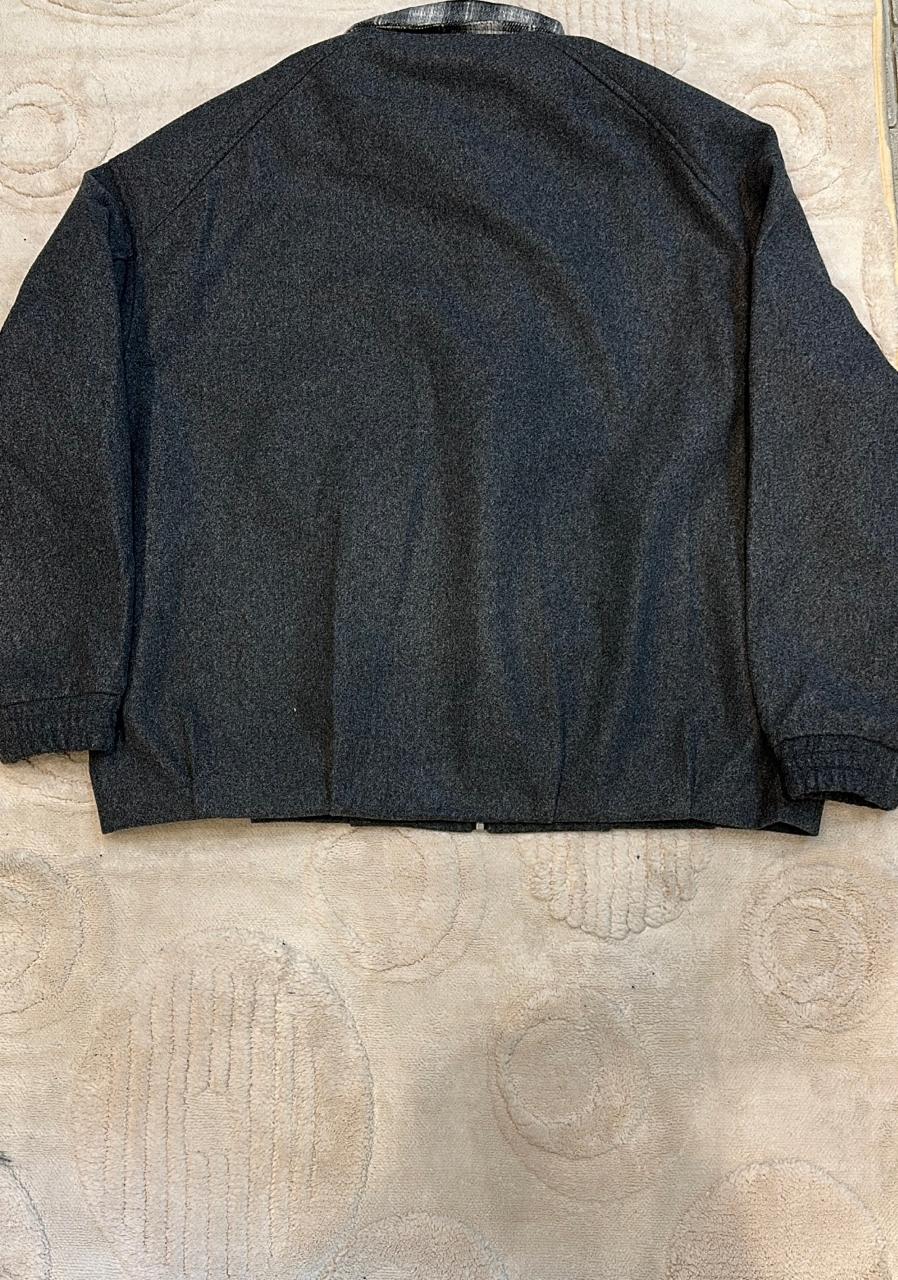 Vonshy Dark Grey Felted Jacket with Plaid Contrast Collar