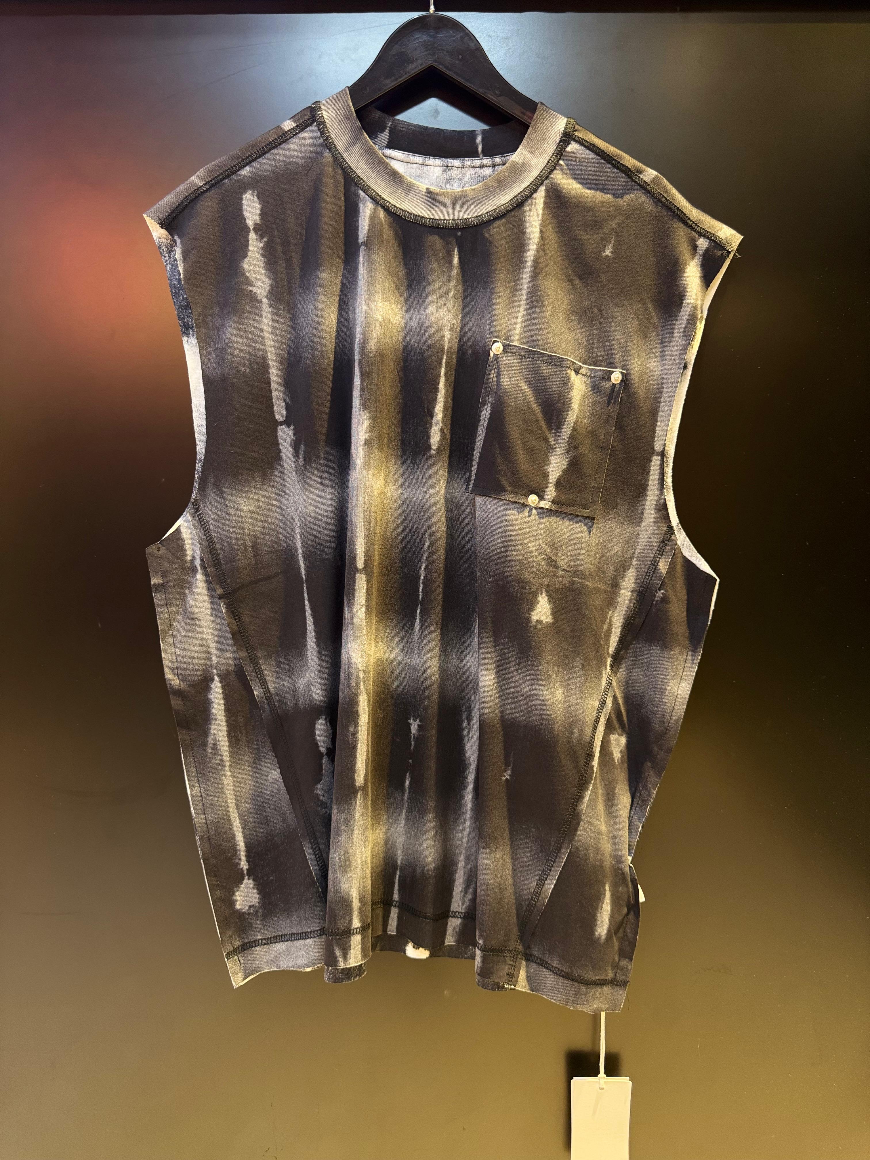 Washed Black and White Tie-Dye Sleeveless T-Shirt with Pocket