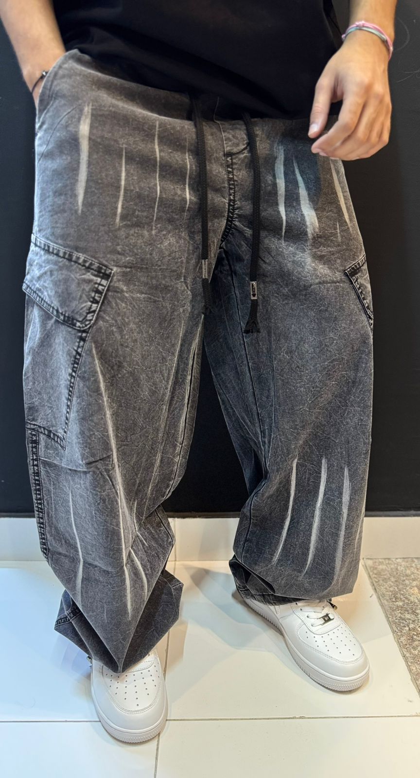 Shredded Acid Wash Cargo Pants: Bold & Textured Streetwear