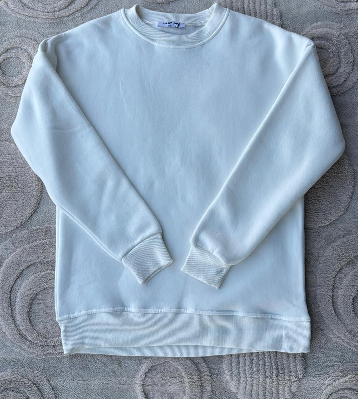 LAST PICK Oversized White/Cream Crewneck Sweatshirt | Cozy Basic