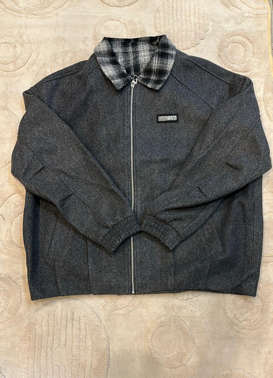 Vonshy Dark Grey Felted Jacket with Plaid Contrast Collar