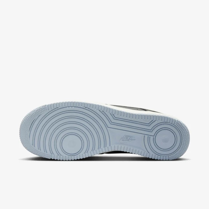 Nike Air Force 1 '07