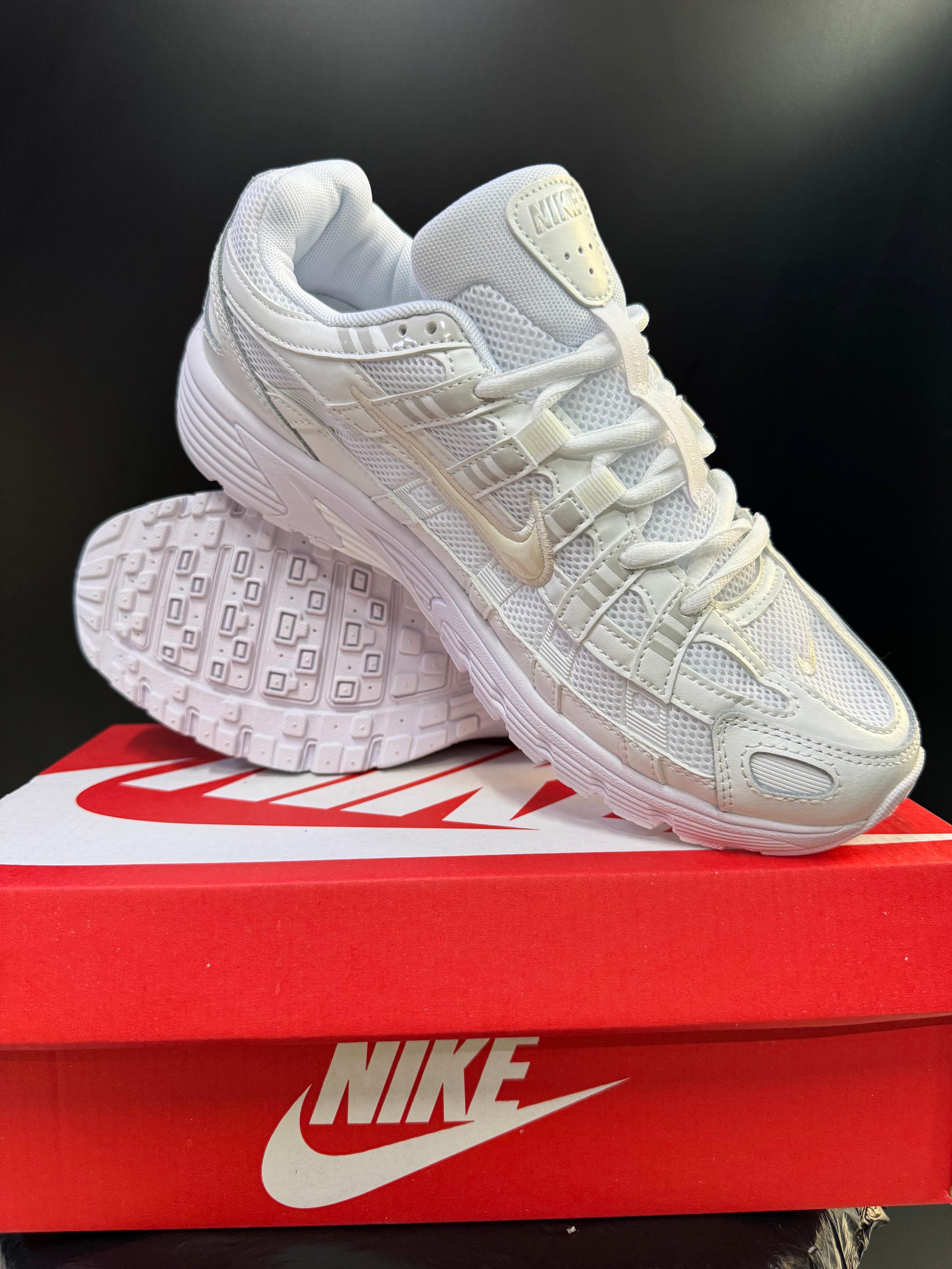 nike bowerman series p-6000