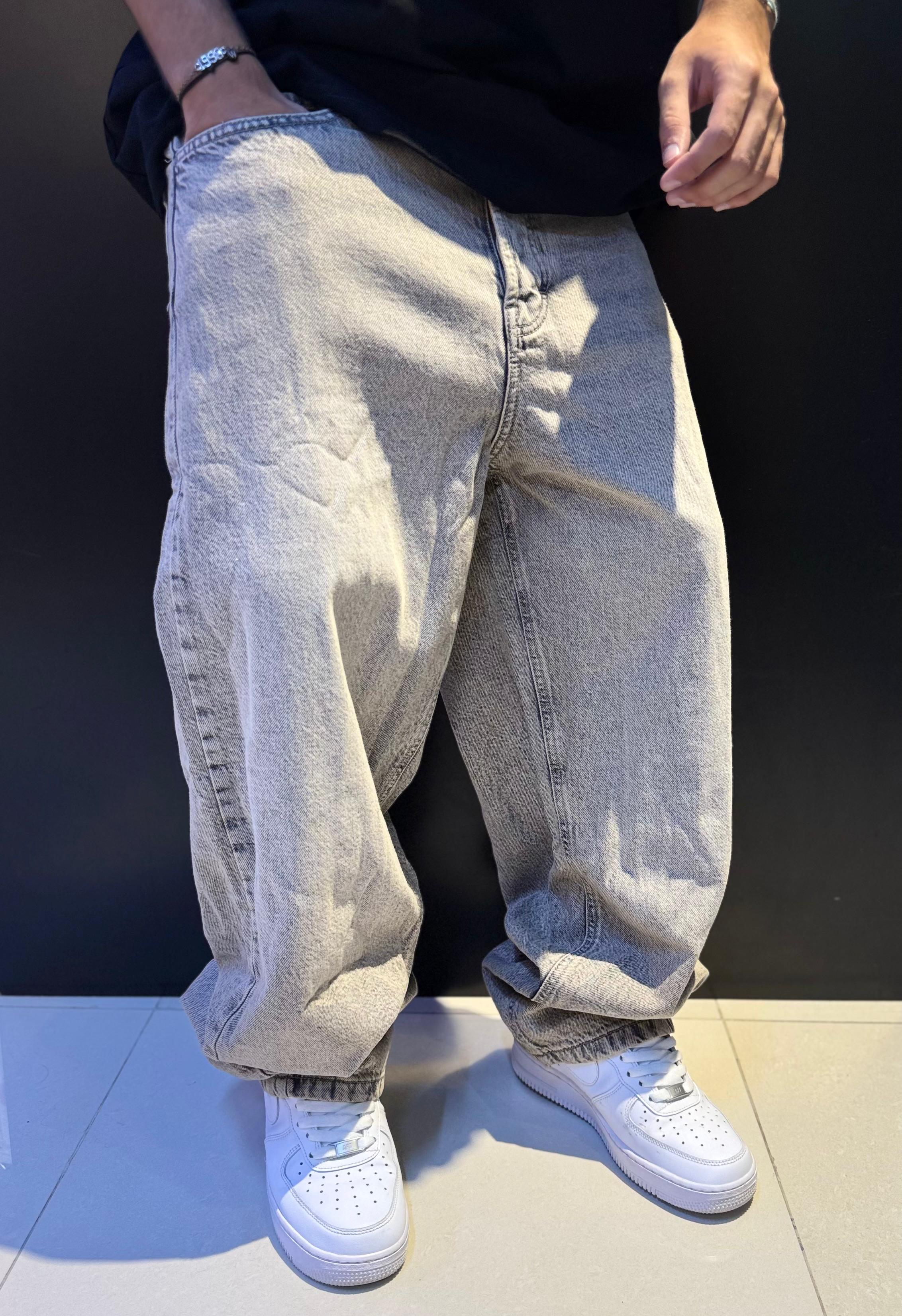 Grey Baggy Jeans