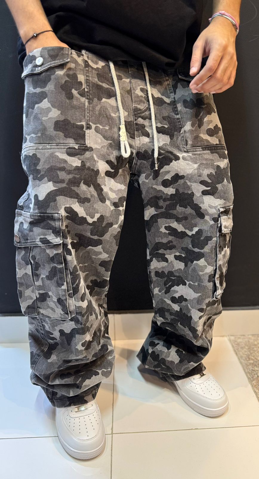 Urban Camo Cargo Pants: Maximum Utility Style