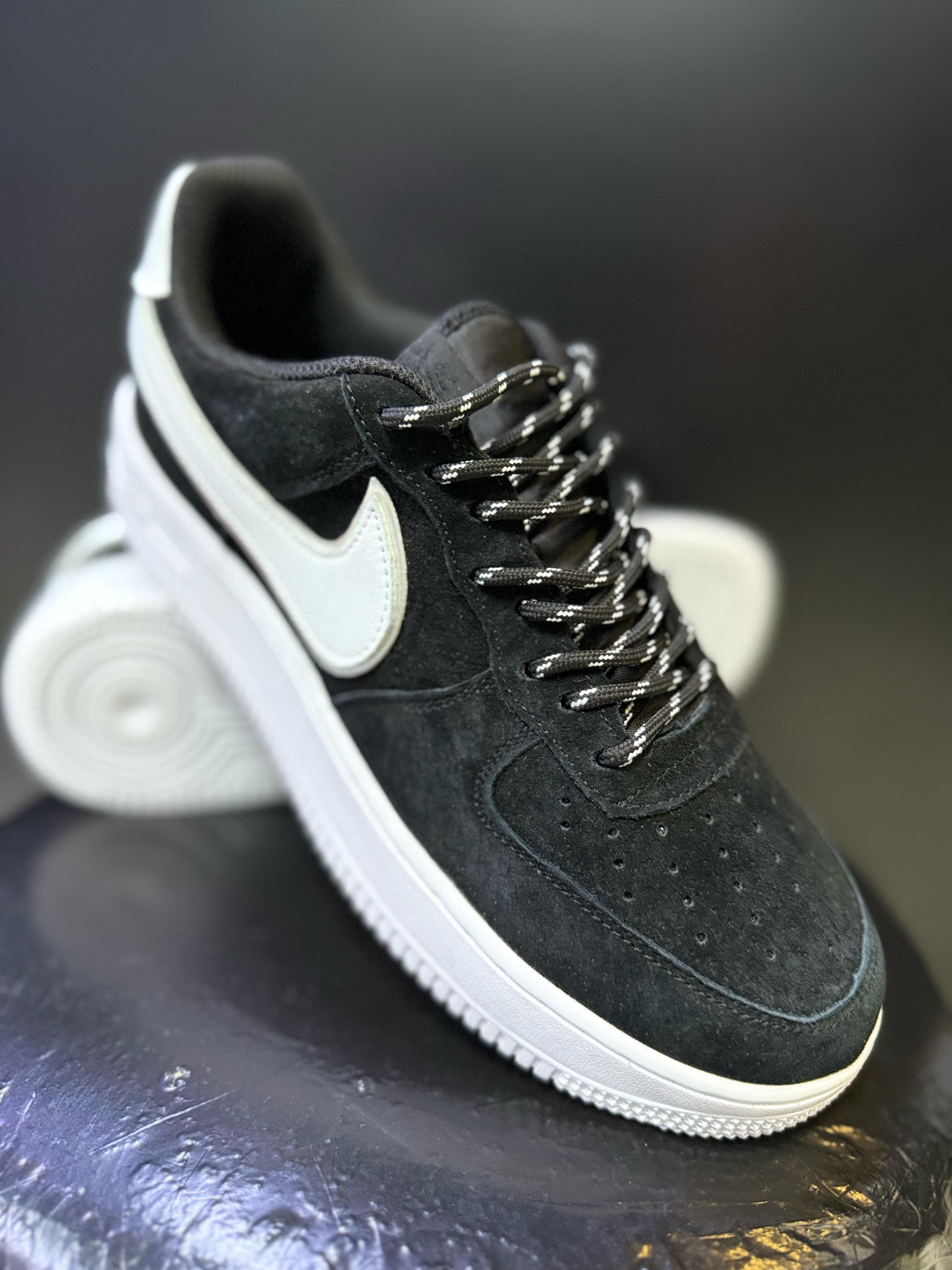 Sleek Black & White Nike Sneakers