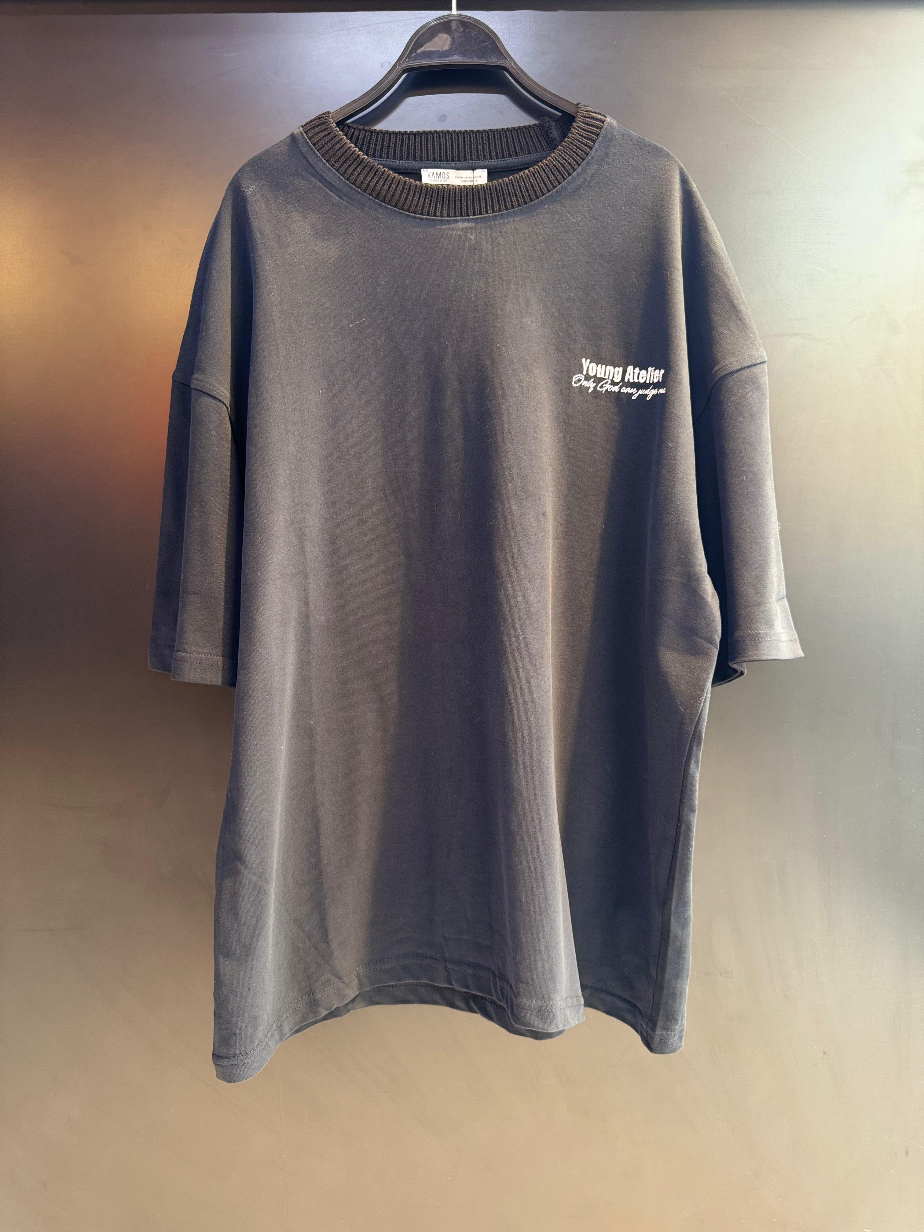Oversized "Young Atelier" T-Shirt with Ribbed Collar