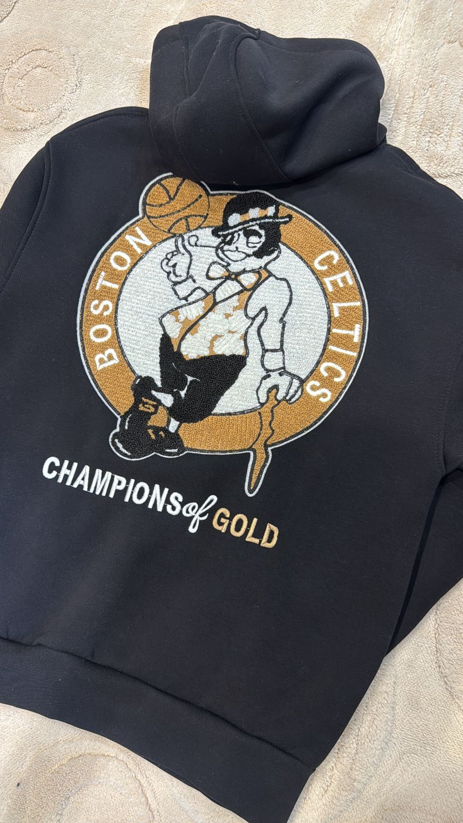 Boston Celtics Black "Multi-Patch" Heavyweight Hoodie – NBA Streetwear Essential