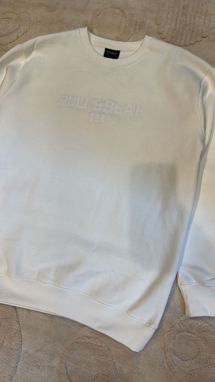 Pull&Bear White/Cream Crewneck Sweatshirt - Tonal Embossed Logo