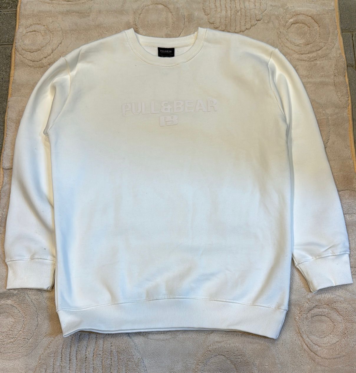 Pull&Bear White/Cream Crewneck Sweatshirt - Tonal Embossed Logo