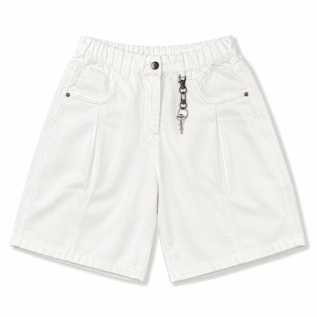 Premium White Denim Shorts with Keychain – Relaxed Fit Casual Streetwear - Darkdxb
